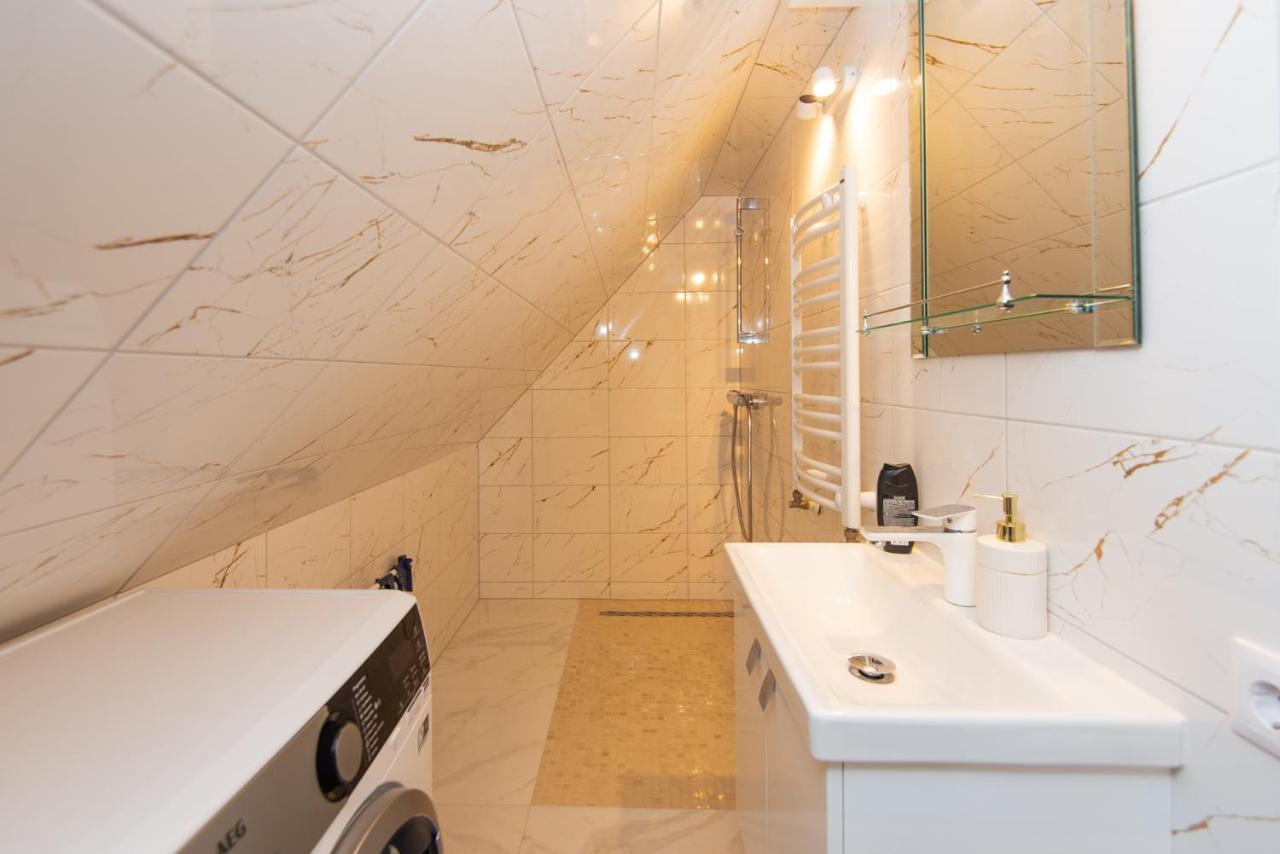 Apartamentai Pas Kaju Senamiestyje Salia Botanikos Parko Palanga Exterior photo
