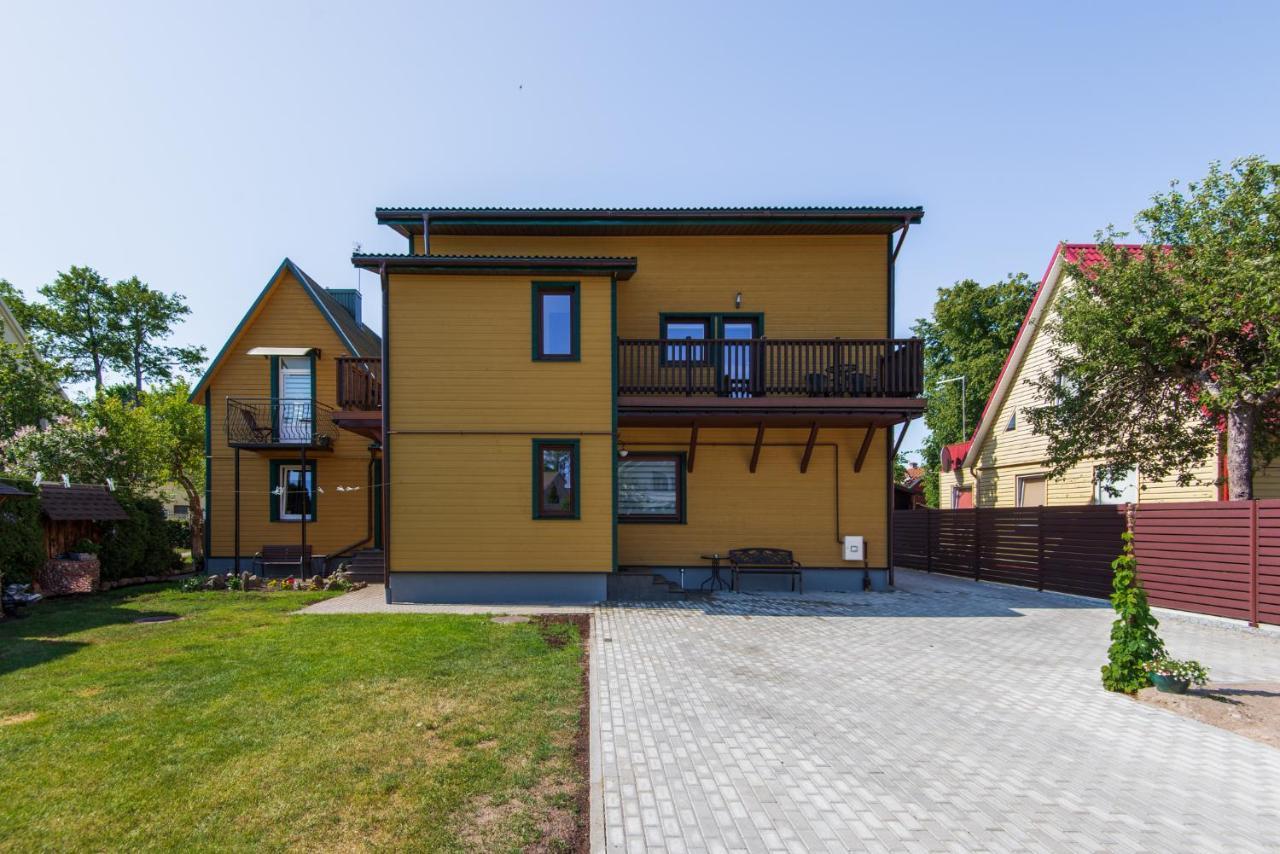 Apartamentai Pas Kaju Senamiestyje Salia Botanikos Parko Palanga Exterior photo