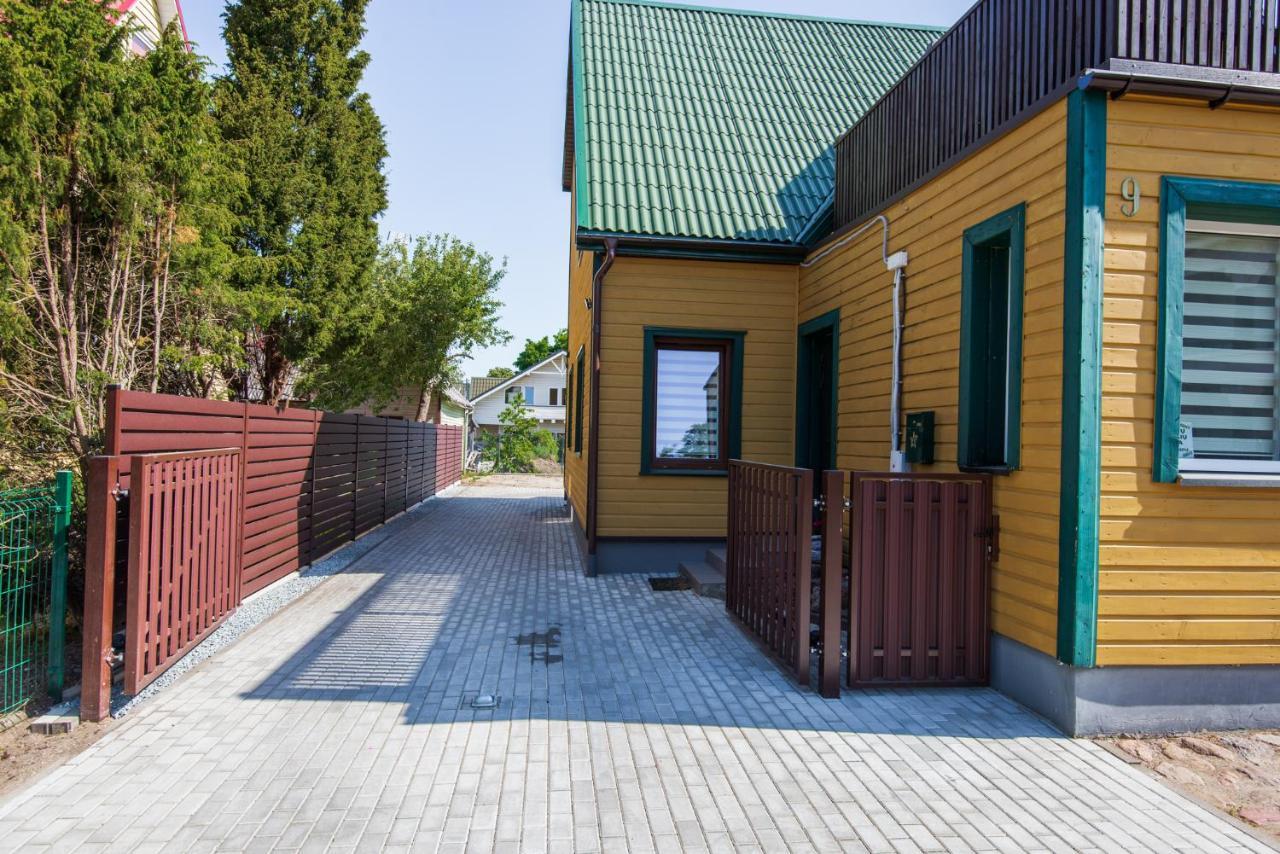 Apartamentai Pas Kaju Senamiestyje Salia Botanikos Parko Palanga Exterior photo